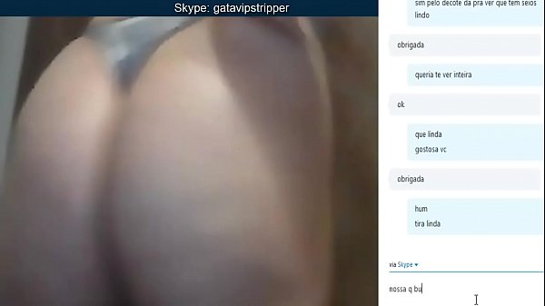 Vip cat goes on the net with client