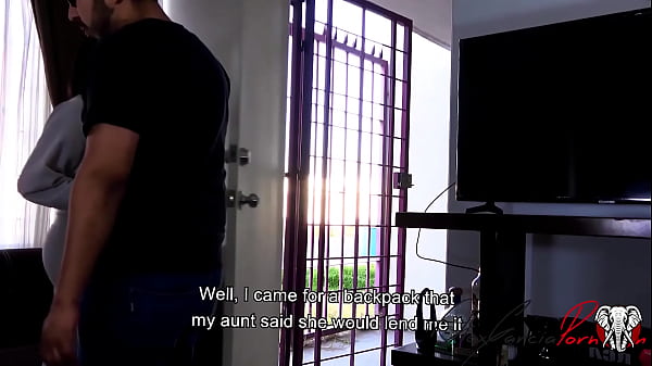 Download Video - AGag Como convencer a tu vecina para tener sexo contigo porno en espa&ntilde;ol