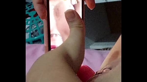 thumb v