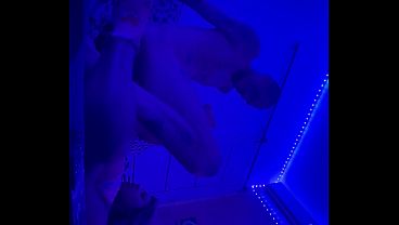 No quarto azul transando em v&aacute;rias posi&ccedil;&otilde;es