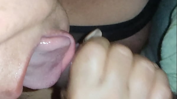 Download Video - Me fascina darle leche a mi amante y com&eacute;rmelo todo y ver su cara de satisfacci&oacute;n