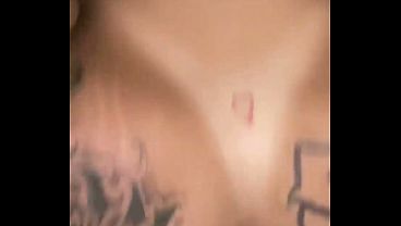 EU E MINHA AMIGA DIVIDIMOS O MESMO MACHO QUE EN...