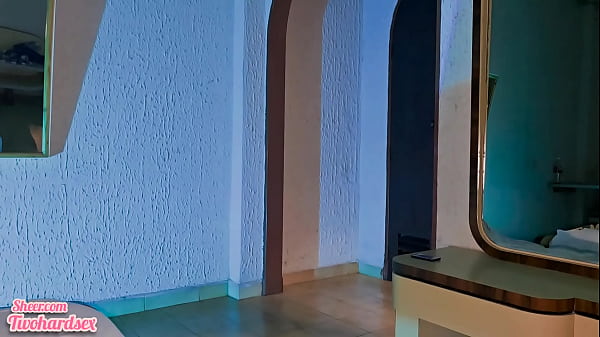 Shameless stepsister makes her stepbrother finish inside her