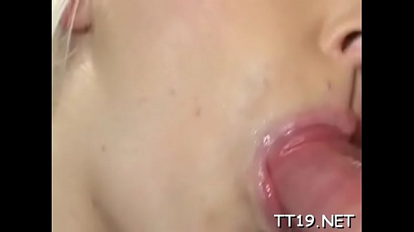 Sweltering non-professional gives sexy pov blow...