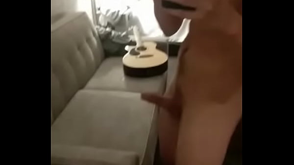 Gary, Un Jeune Gars De 19 Ans, Se Masturbe Pour Sa Petite Amie