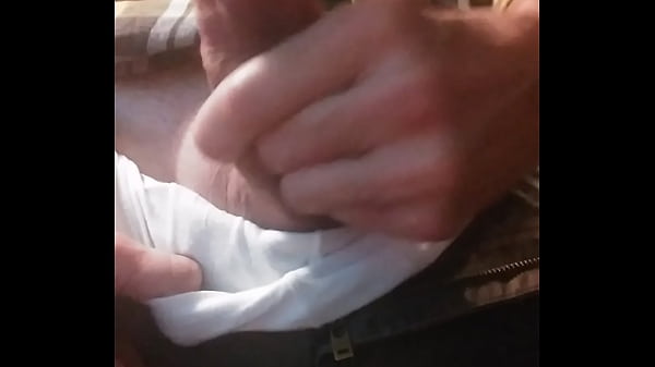 thumb pulling it out