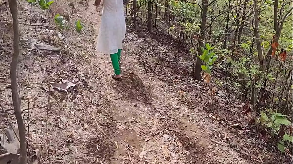 She went to the forest and tore her pussy