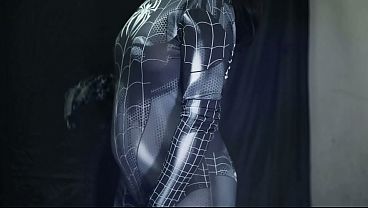 SEXY GIRL FUCK IN SPIDERMAN COSPLAY UNTIL CREAMPIE