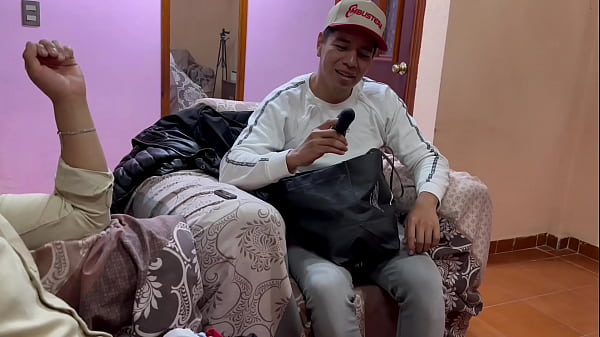 Download Video - Mayates heterosexuales vinieron a beber un rato y terminaron en tanga bien manoseados