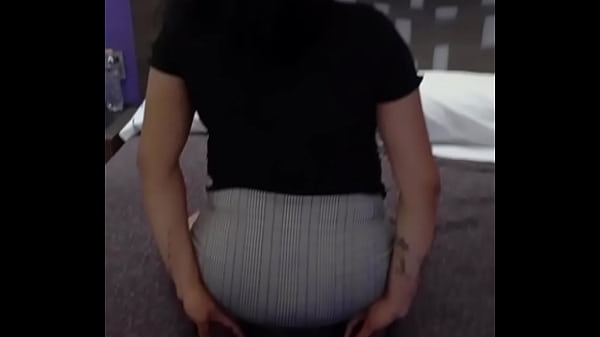 Hay que rico, ven y cogeme rico nene d&eacute;jame tu ...