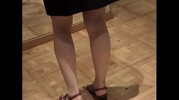 Mari bailando