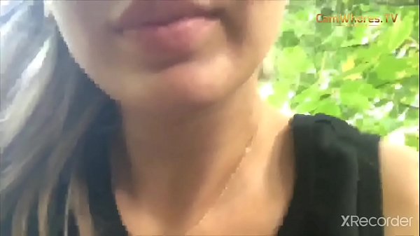 Download Video - Asiatica qlona se toca en el bosque