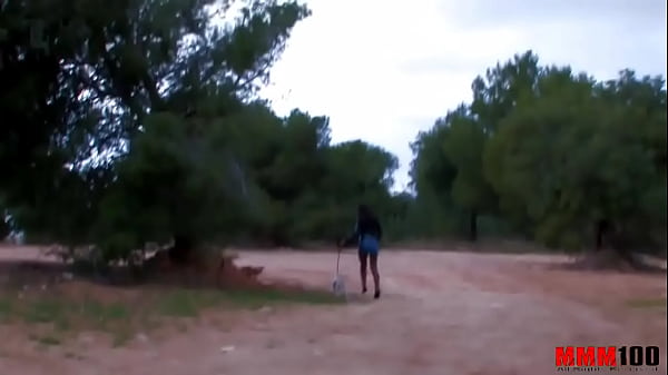 Download Video - Black babe with perfect body fucked in the ass in the woods