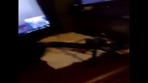 Mostrando mis nalgotas por skype