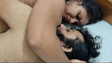 Download Video - Mallu Hot Girl in Bikini Gets Hard Fucked by Boyfriend