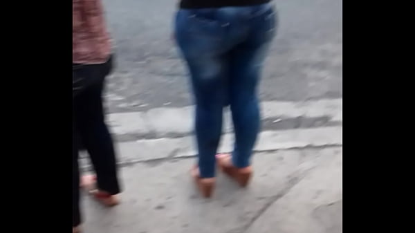 Culona on the street