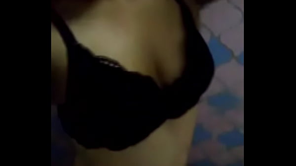 Mi puta me mandó video después de bañarse