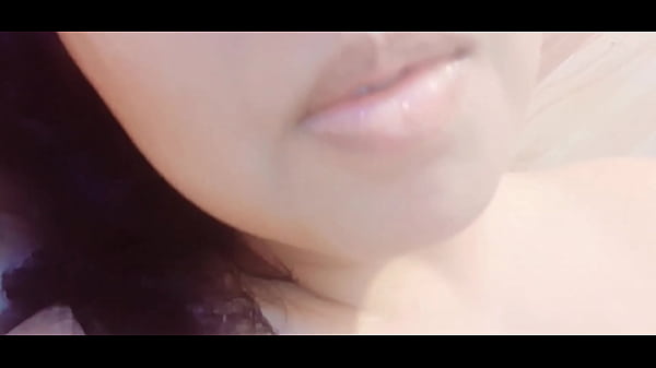 QUE RICA COLOMBIANA - STEPDAUGHTER WITH BUSTY ASS AND BIG PUSSY MASTURBATES IN THE BATHROOM AND THEN CONTINUES TOUCHING HERSELF IN HER ROOM, REAL HOMEMADE AMATEUR