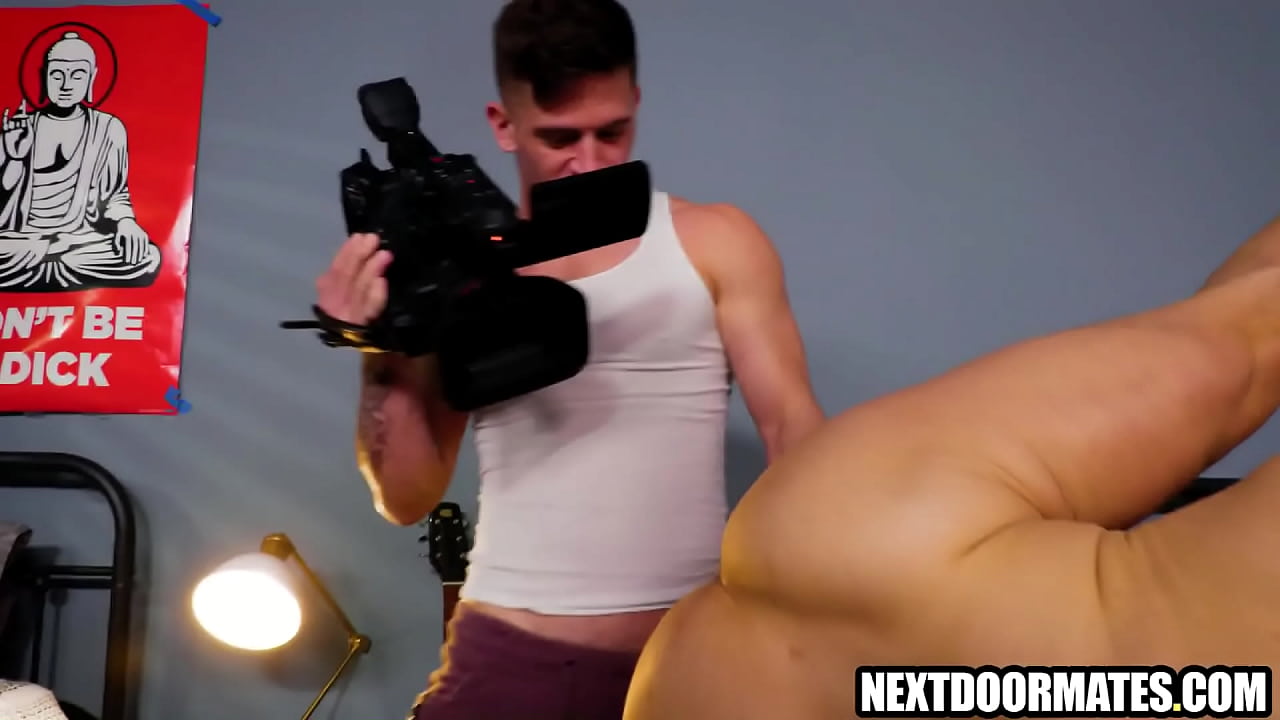 Deportista flexible follado sin condón
                    anal hardcore fuck flexible gay bareback rimming jock gaysex gayporn anal sex gay blowjob gay fucking gay sex gay anal gay porn gay jocks no condom hot guy without condom muchos negros