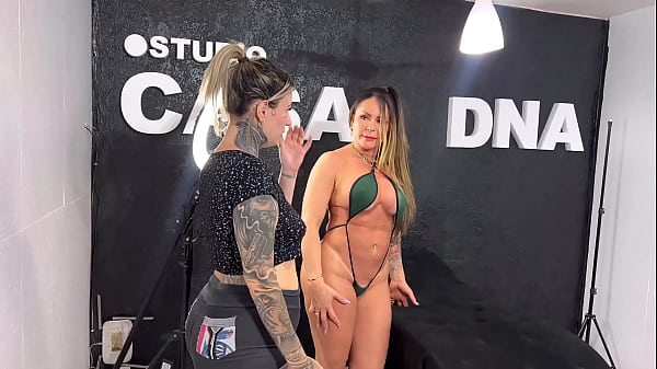 Tattoo artist sucks bodybuilder client's ass until she cums in her mouth!