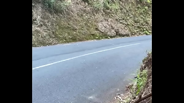 German girl penetrates the road 21 sec