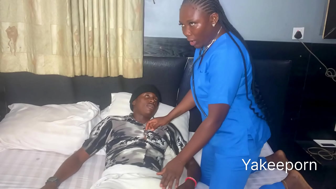 La enfermera de ébano se puso muy cachonda cuando vio a su paciente erigirse
                    amateur nurse beauty bbw bbc hetero muchos negros