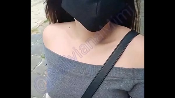 My first adventure on the street in quarantine... using all the security measures without panties... the naughty videos on /bolivianamimi... and in my vip group whats.link/bolivianamimi