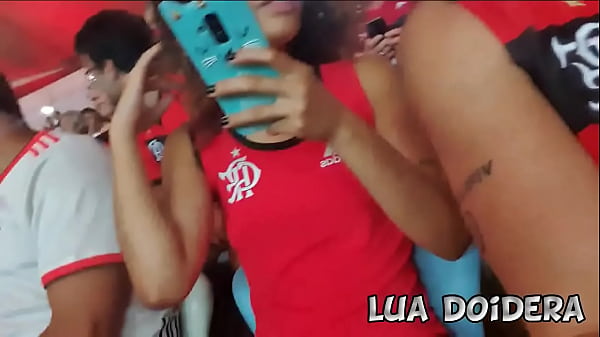 Brazilian y. Lua Doidera Showing pussy in the middle of the flamenco crowd in maracana stadium