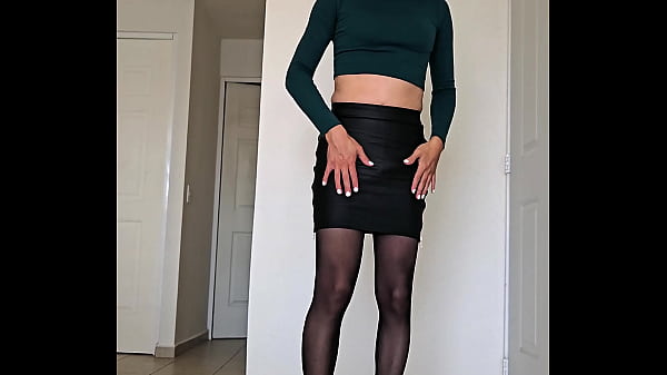 Sofia Natalia Colin se corre en sus medias