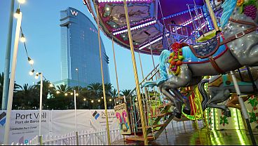 Two battlements and a BBC have sex on a Ferris wheel in Barcelona and almost get caught having sex at a public attraction