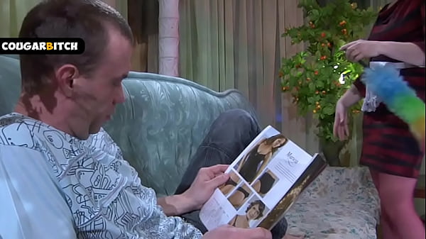 Chupei o pau dele e deixei gozar no meu cu