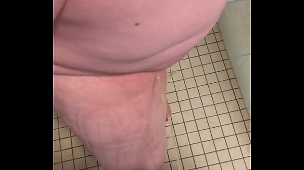 thumb peed on