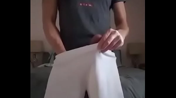 thumb cheated straight