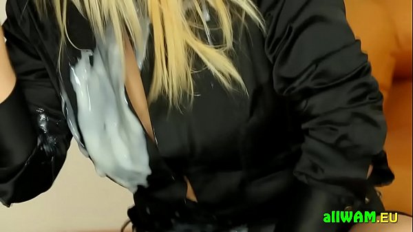 Clssy Blonde Enjoys Dildo Cum