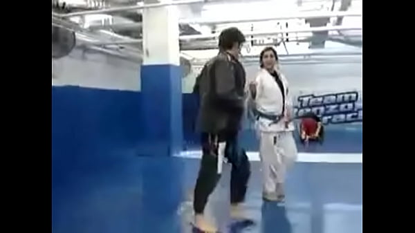 Lesly Martial Arts Soulever Et Porter