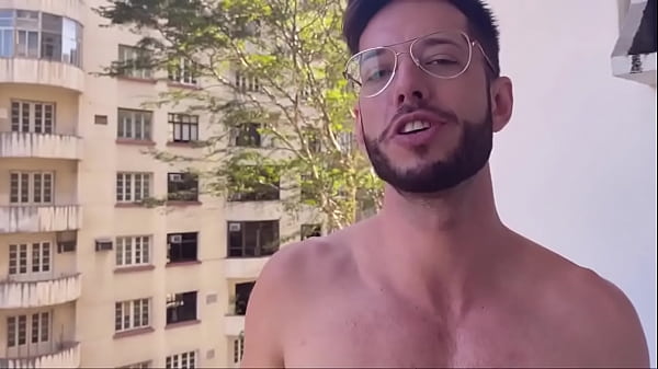 ACABEI FODENDO O ESTAGIARIO