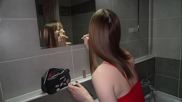 Stepson doesn't know how to shower. Stepmom arrives while I'm taking a shower. Pussy licking Stuck with my big fat cock in her mouth. Tight in her ass. swallow the cum