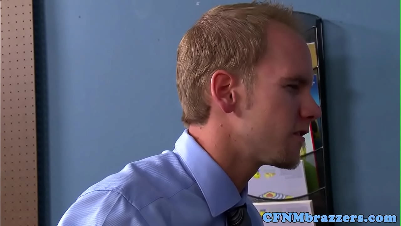 Cfnm office milfs bloke to fuck them - XVIDEOS.COM