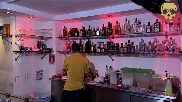 The bartender seduces me and fucks me without a condom