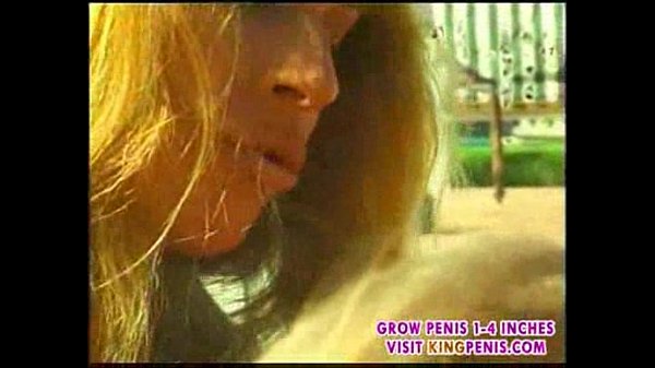Hot lesbians blonde get horny-2