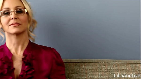 Mature Julia Ann with Huge Boobs Toys and Fucks Her Shaved Pussy!