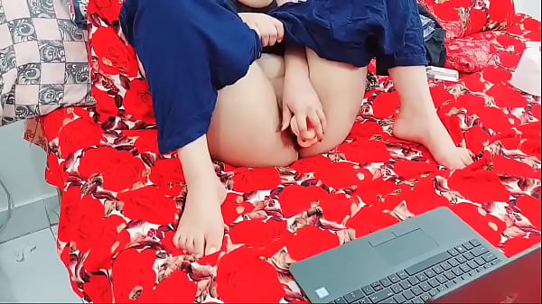 Indian Stepmom Watching Porn On Stepson,s Laptop Getting Hot Than Masturbating With Dildo Clear Hindi Audio With Moaning