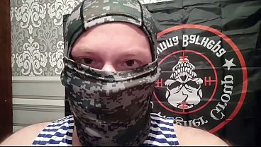 Все неудачные дубли! Гей поздравляет россиян с Днём Защитника Отечества и трахается в жопу толстым членом!