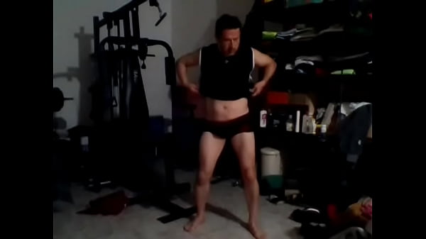 Josephstipper en baile sensual y erotico mastur...