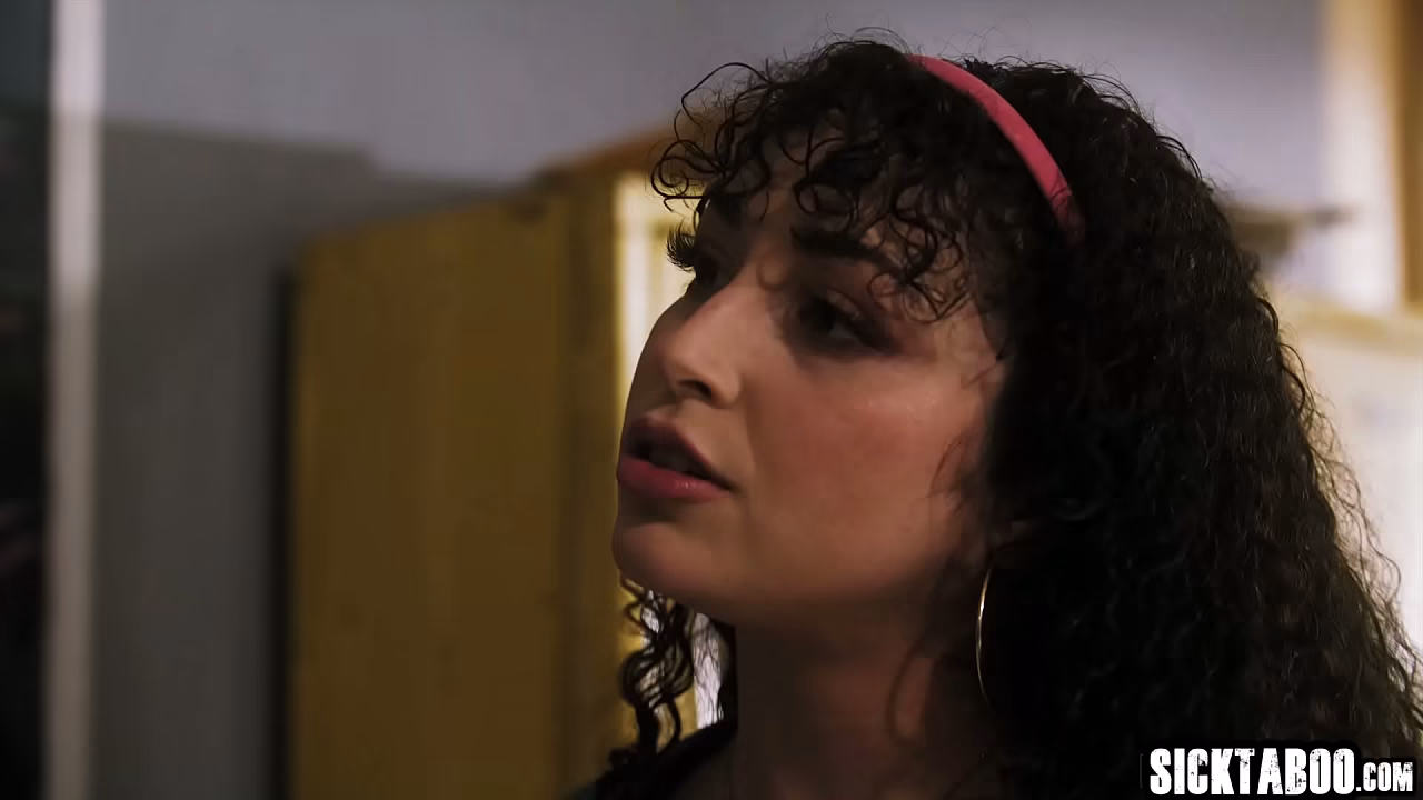 Hot students hard fucked by teacher and petite babes enjoyed deepthroat