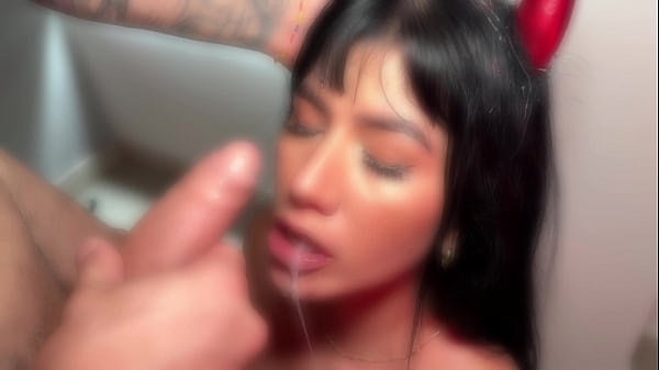 Fui al infierno y me esperaba una diablita con enorme culo yenifer chacon