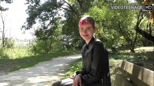 Download Video - cute 18 years Luna does anal porn casting