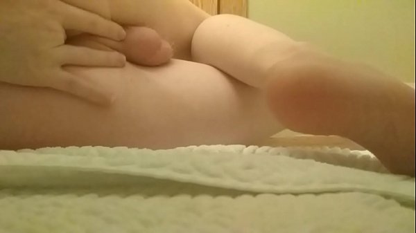 Download Video - Trap solo&comma;hairbrush fuck