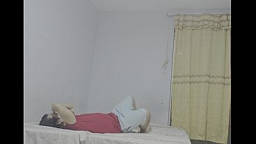 Tengo sexo con mi madrastra mientras pap&aacute; esta en el trabajo