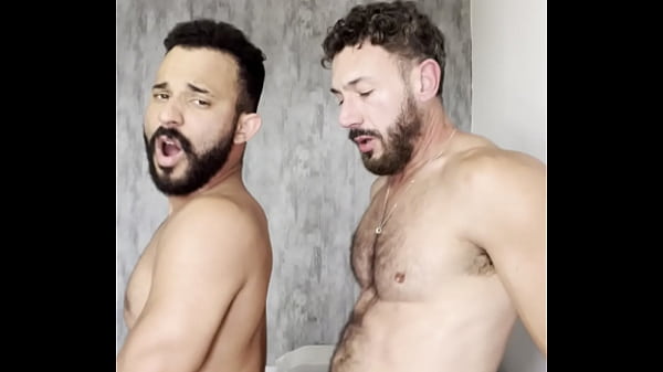 meu tio me comeu tao gostoso